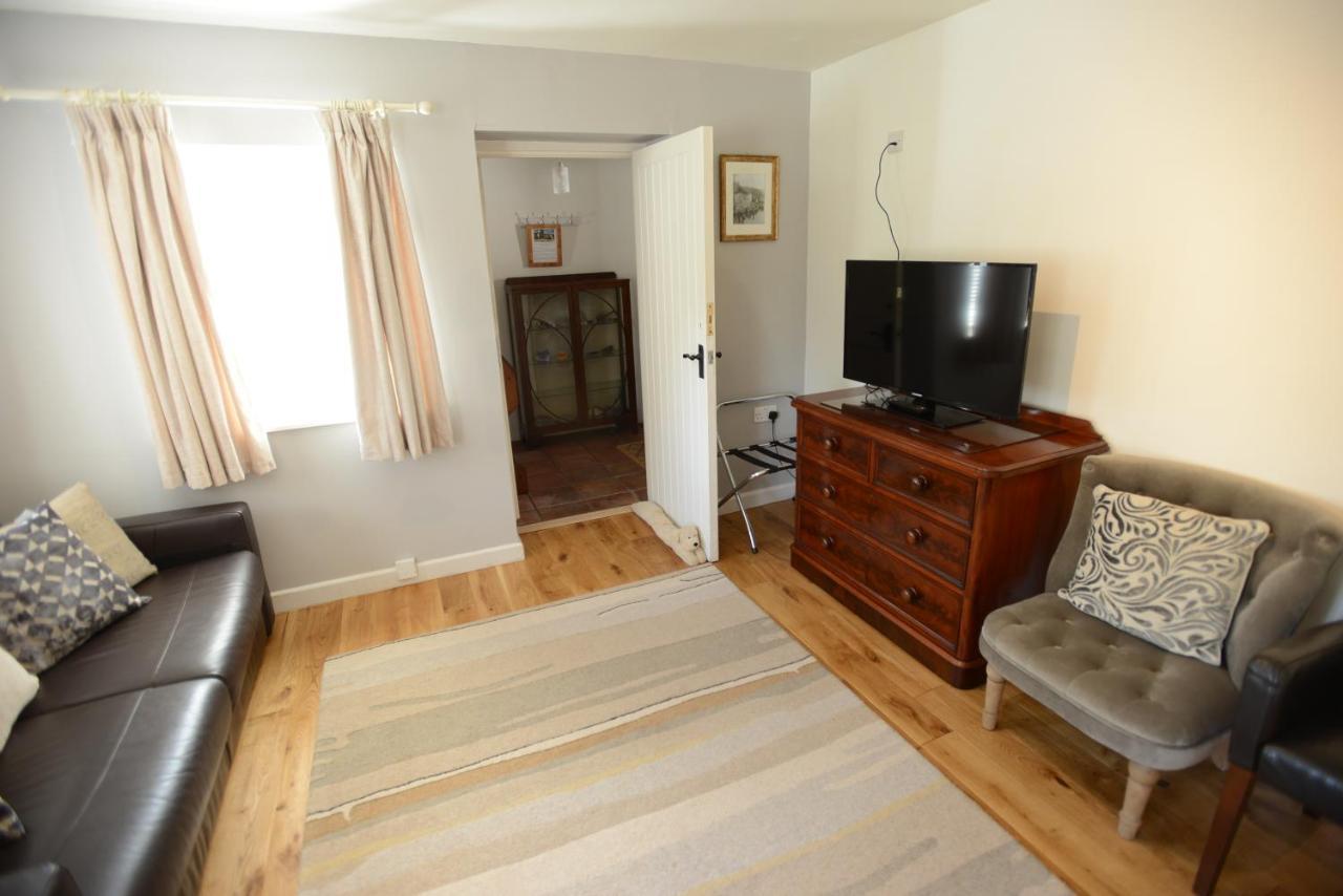 Rose Farm Bed and Breakfast Honiton Esterno foto